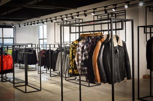 勁霸商務(wù)休閑男裝批發(fā)貨源 北京一站式服裝鞋帽箱包采購(gòu)指南